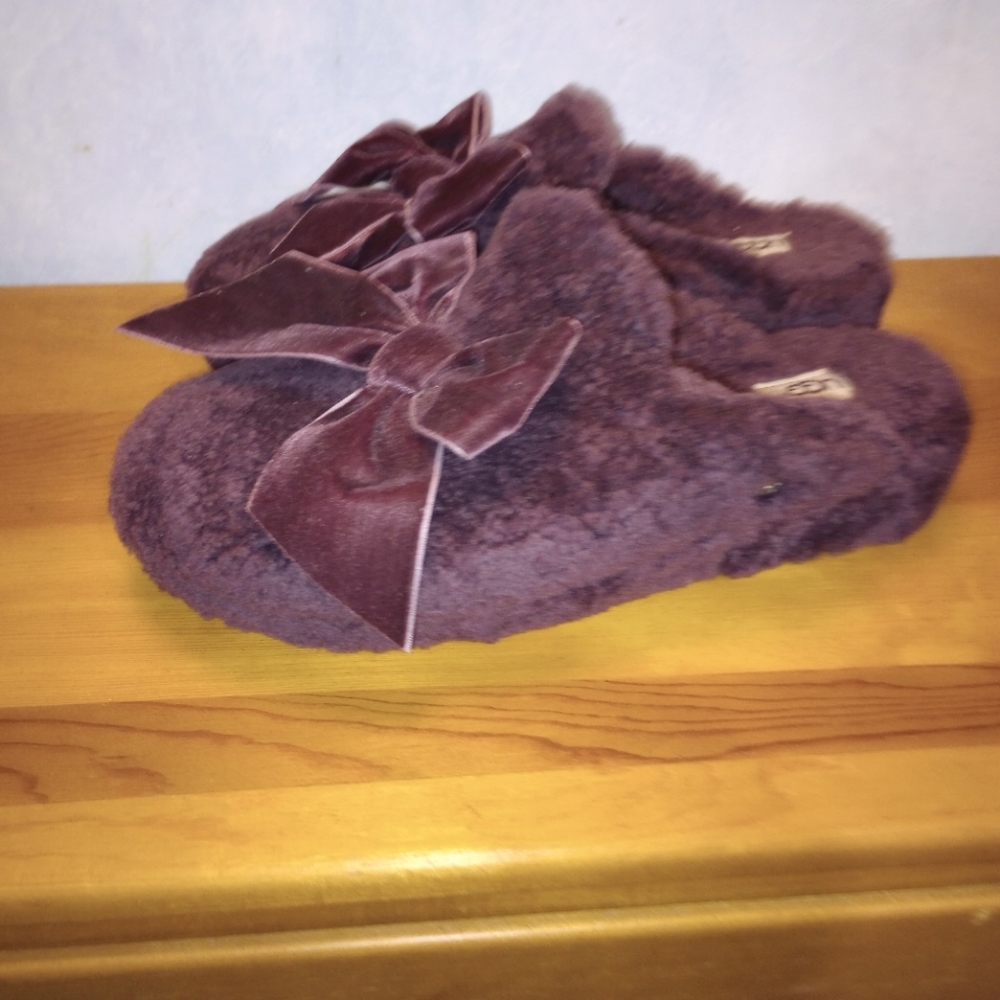 UGG Addison Velvet Bow Slippers Fur Shearling Slip On Royal Purple size 8